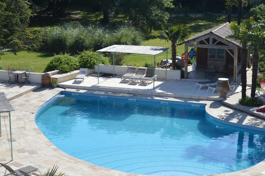 Hotel Chateau La Roque Margaux Servian Exterior foto