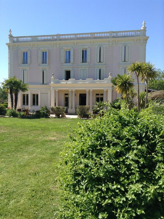 Hotel Chateau La Roque Margaux Servian Exterior foto